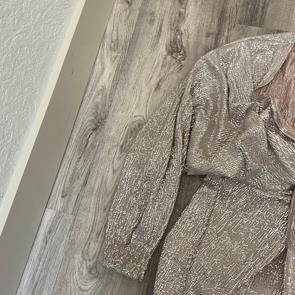 Sparkly romper - Picture 2 of 2